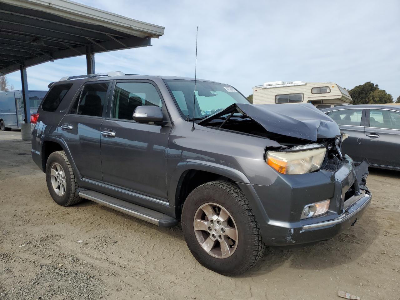 2011 TOYOTA 4RUNNER SR - Image 4