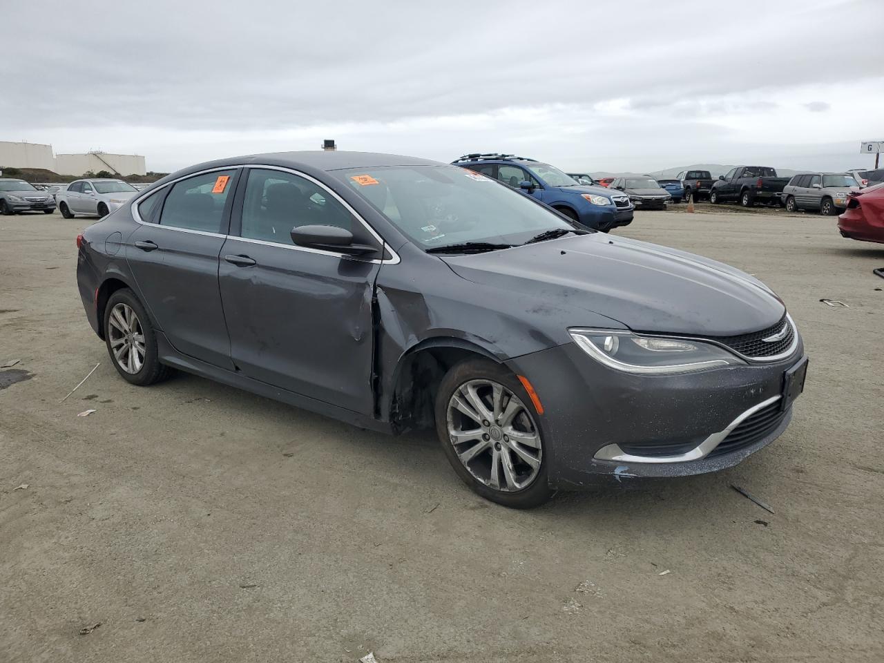 2015 CHRYSLER 200 LIMITE - Image 4