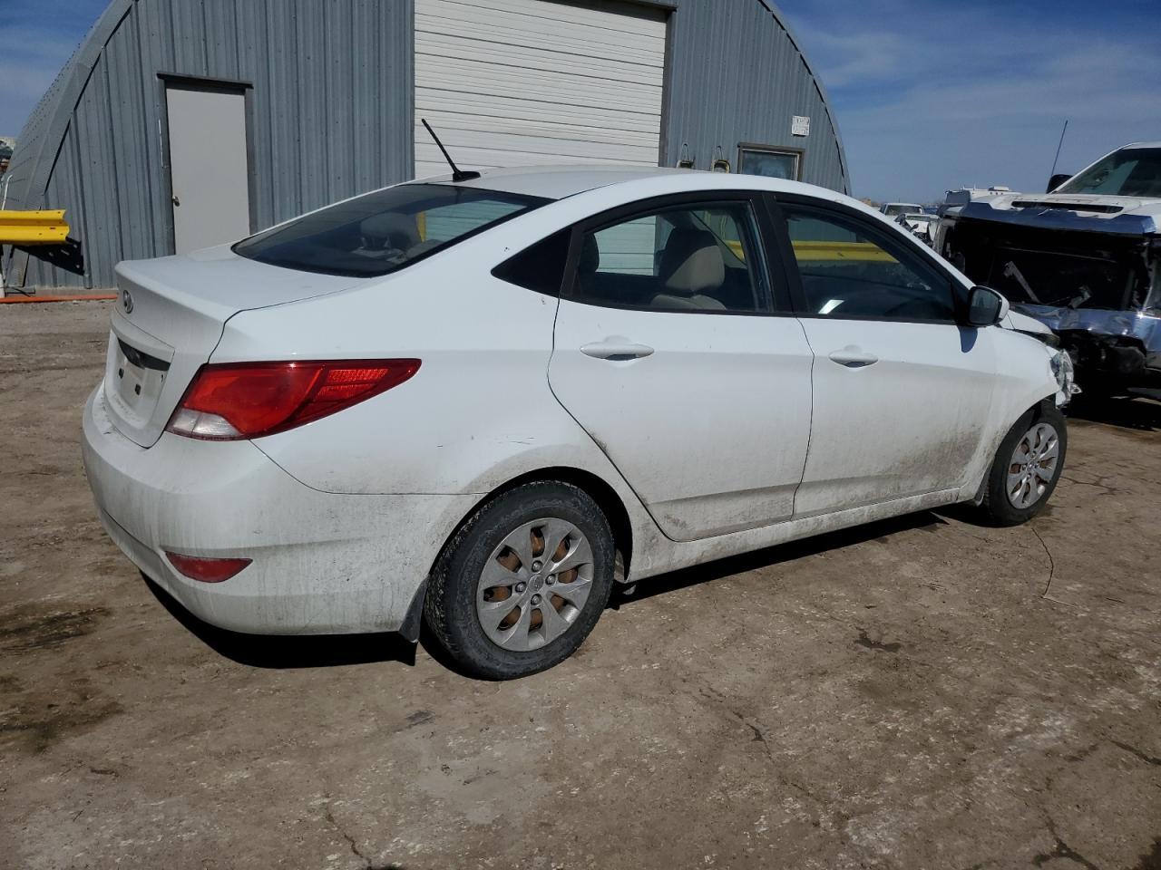 2016 HYUNDAI ACCENT SE - Фото 3
