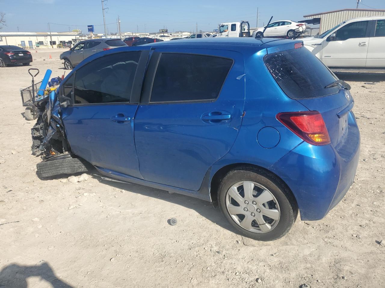 2016 TOYOTA YARIS L - Image 2
