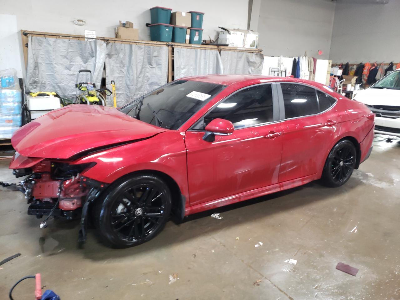 2025 TOYOTA CAMRY XSE