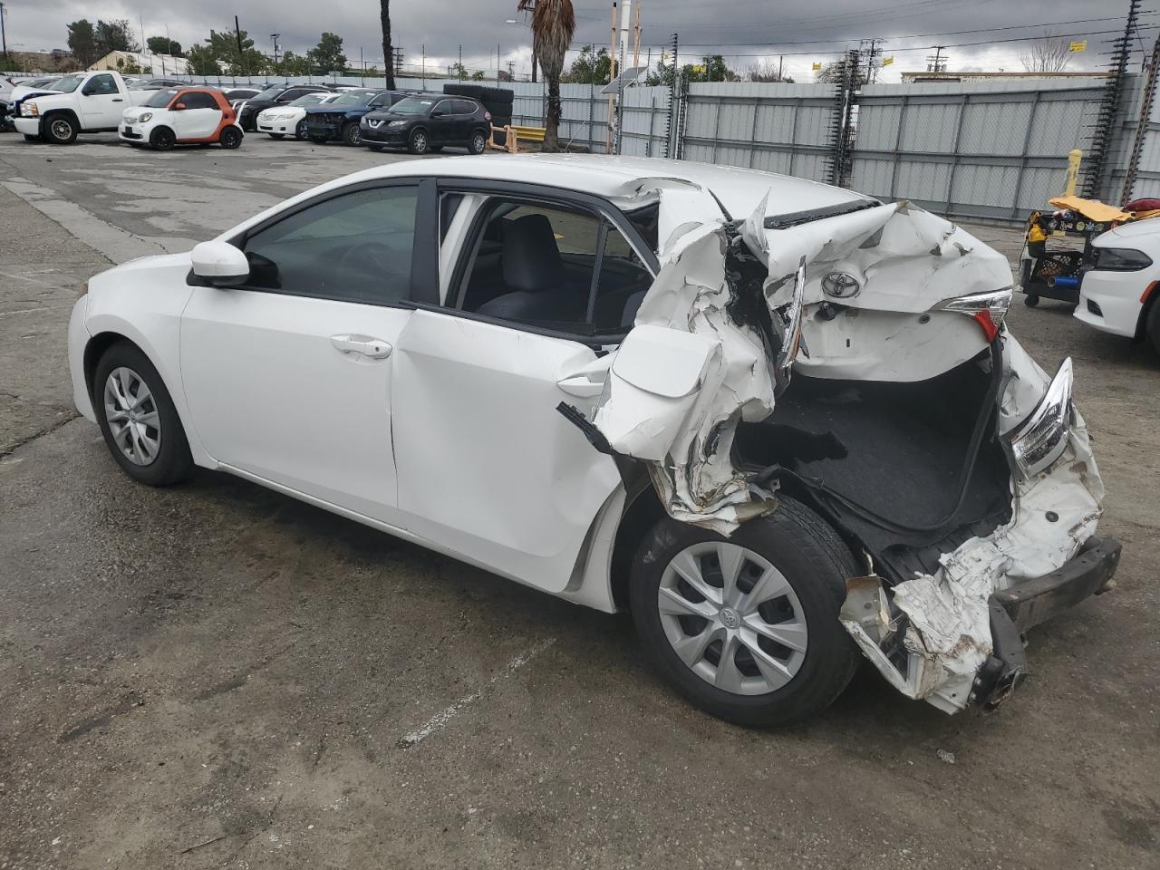 2019 TOYOTA COROLLA L - Фото 2