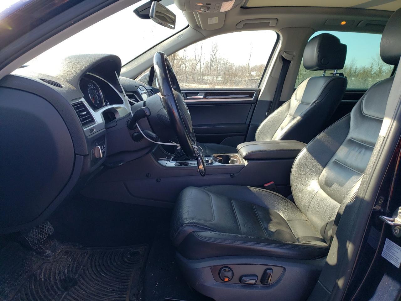 2013 VOLKSWAGEN TOUAREG V6 - Фото 7