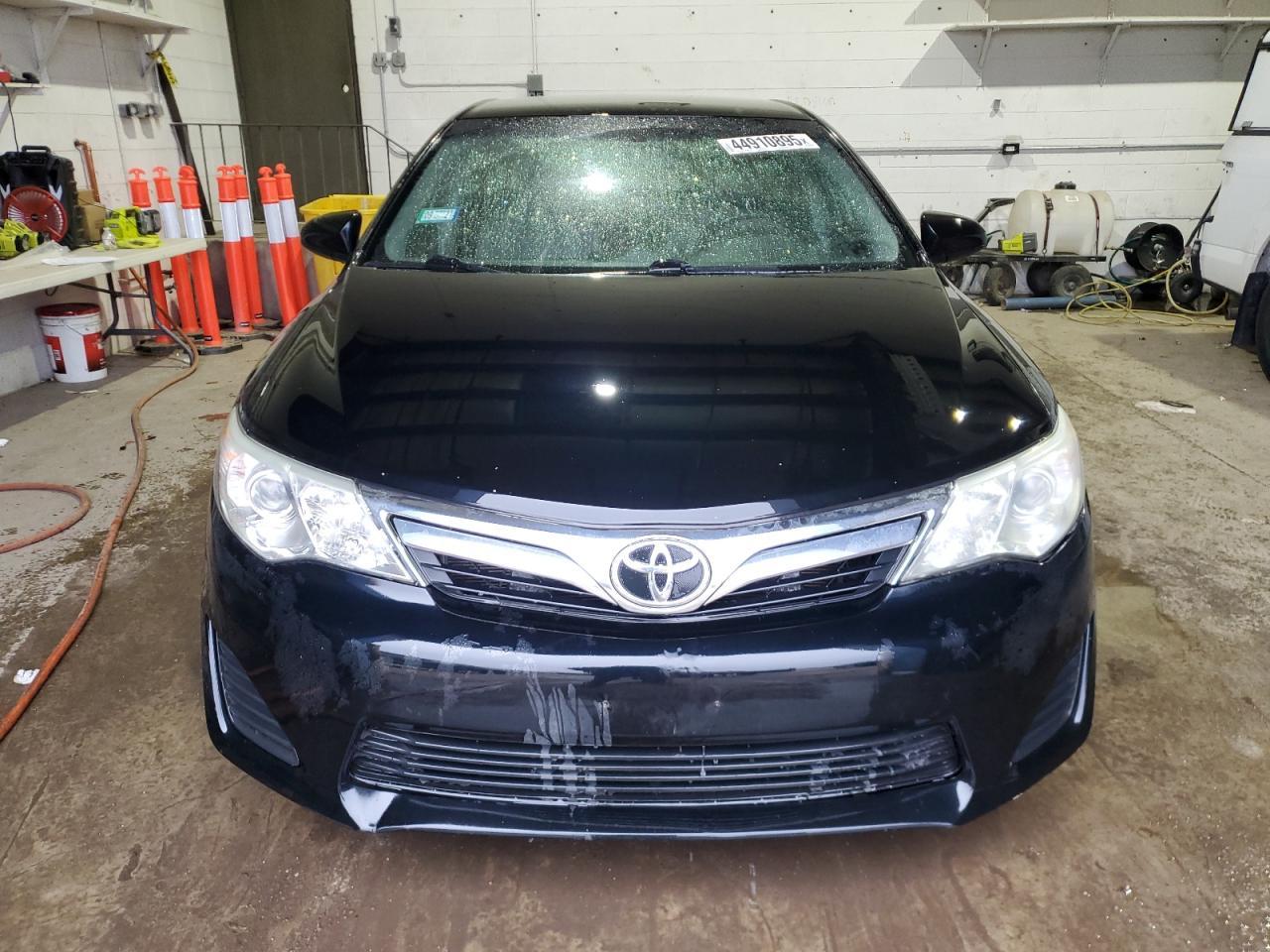2014 TOYOTA CAMRY L - Фото 5