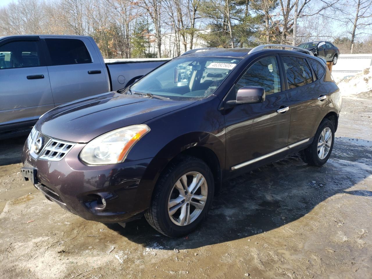 2013 NISSAN ROGUE S