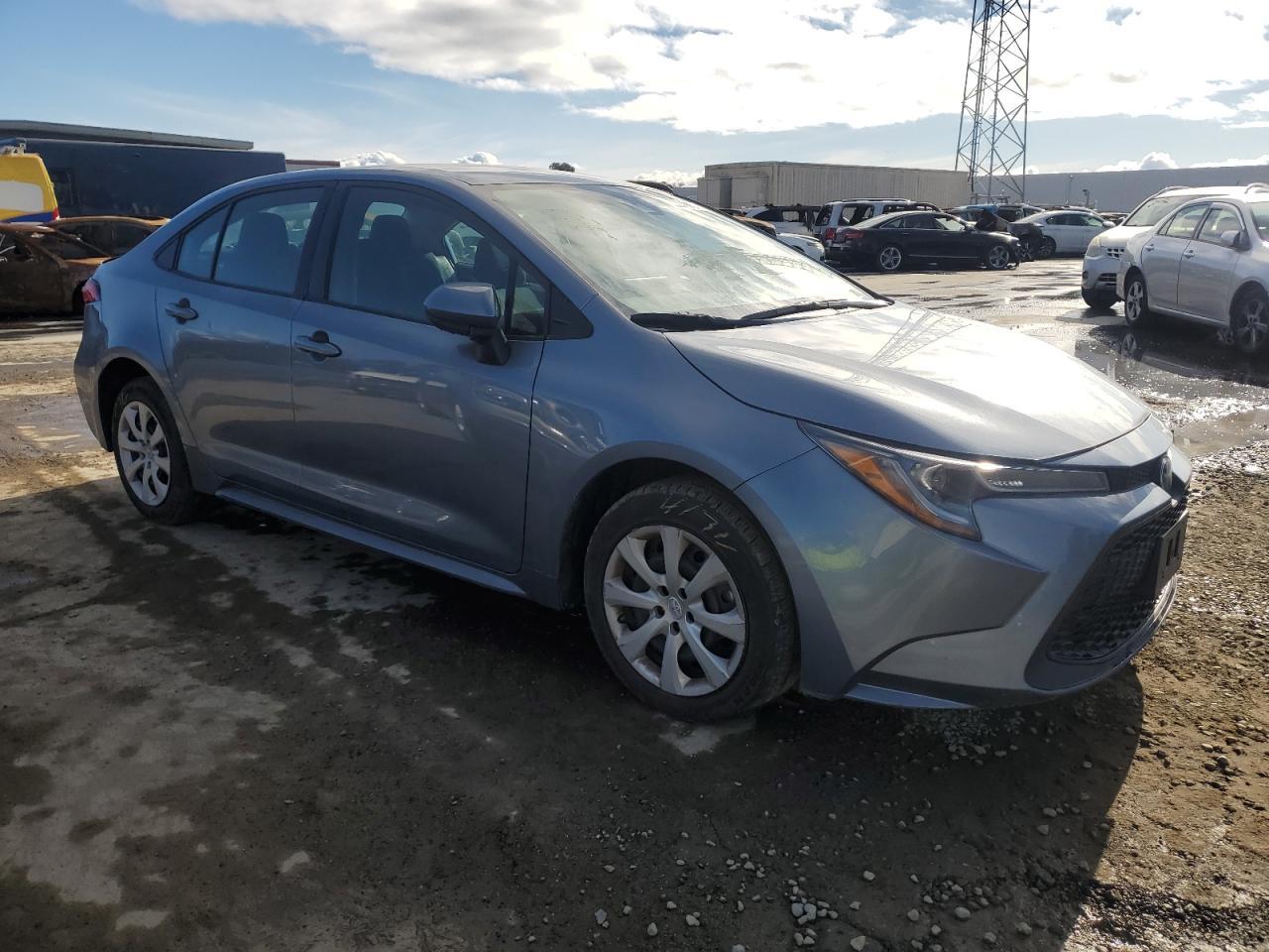 2022 TOYOTA COROLLA LE - Фото 4