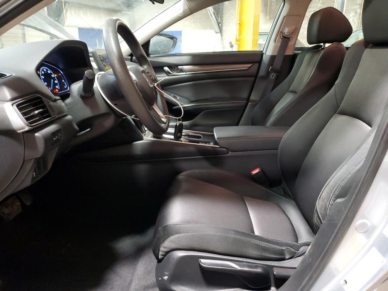 2018 HONDA ACCORD LX - Image 7