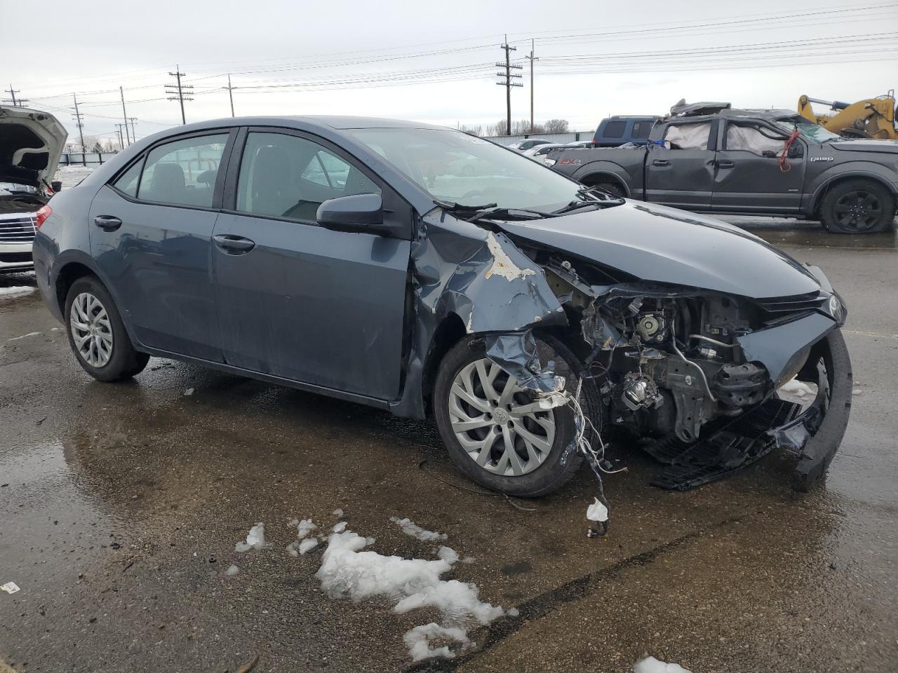 2018 TOYOTA COROLLA L - Image 4