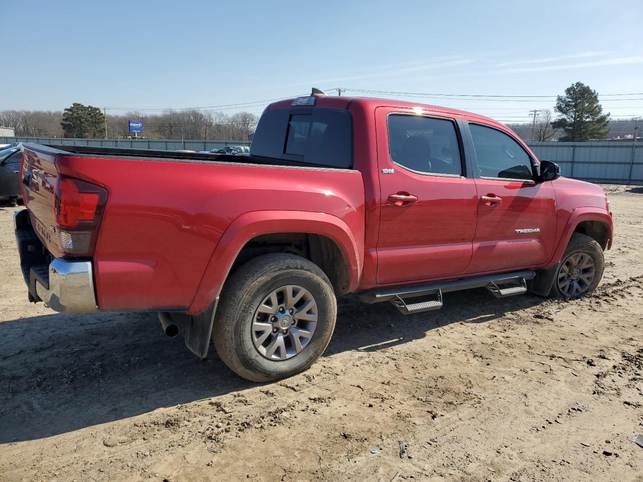 2018 TOYOTA TACOMA DOU - Фото 3