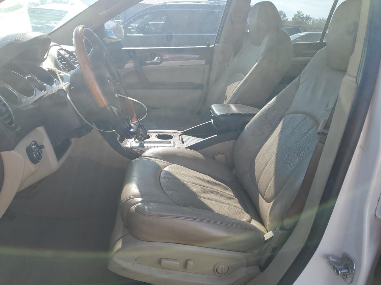 2011 BUICK ENCLAVE CX - Image 7