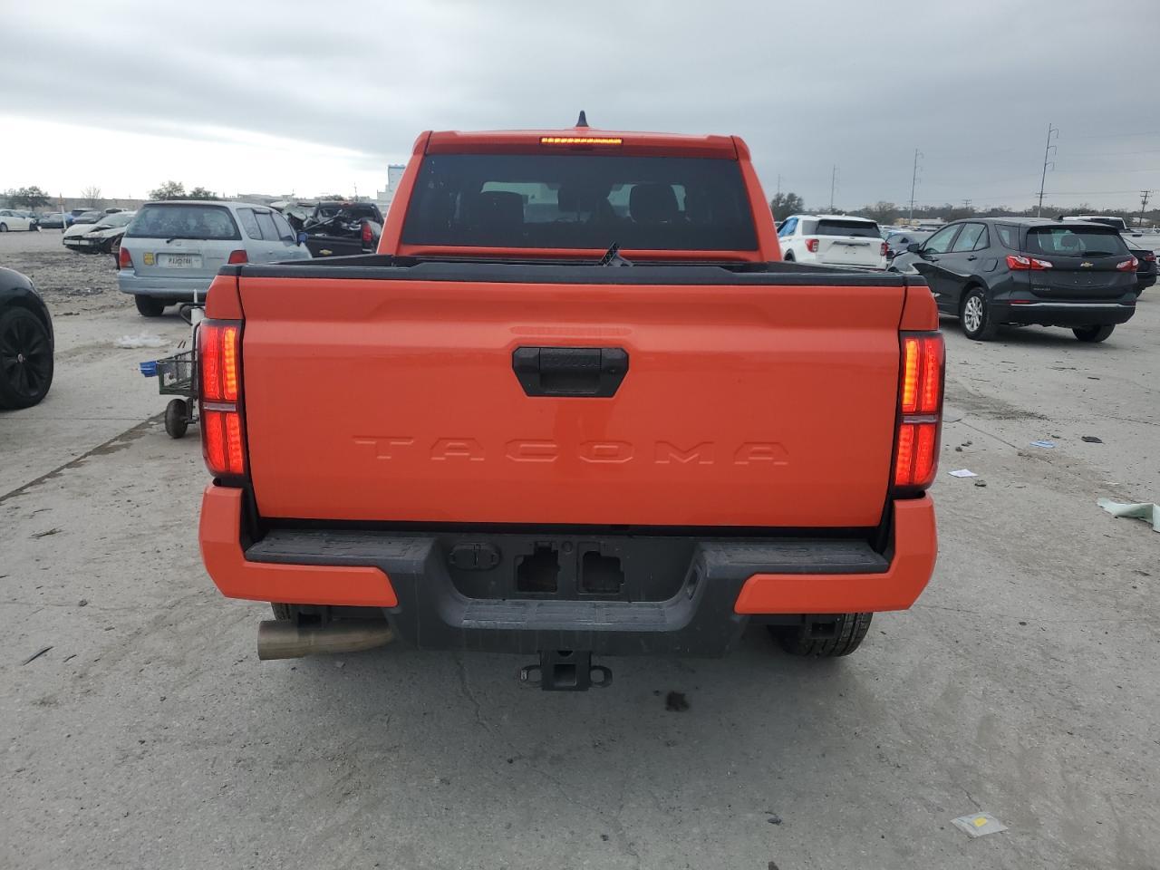 2024 TOYOTA TACOMA DOU - Фото 6