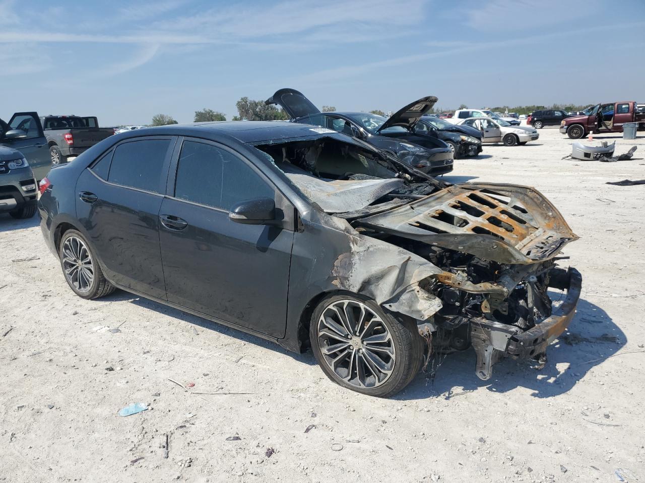 2014 TOYOTA COROLLA L - Image 4