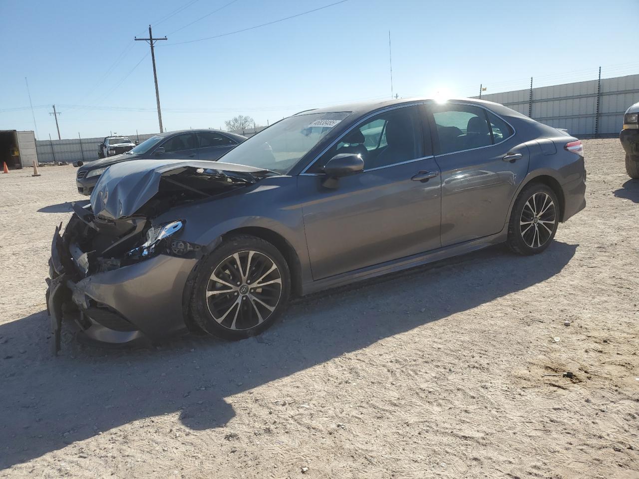 2020 TOYOTA CAMRY SE