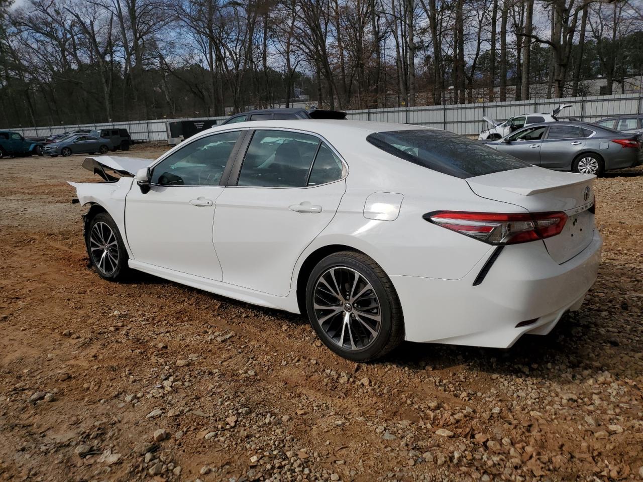 2018 TOYOTA CAMRY L - Image 2