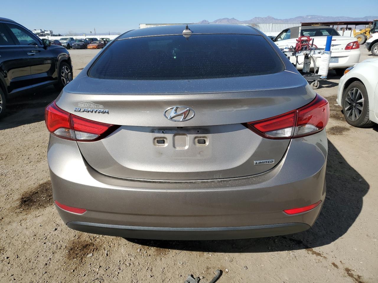 2014 HYUNDAI ELANTRA SE - Image 6