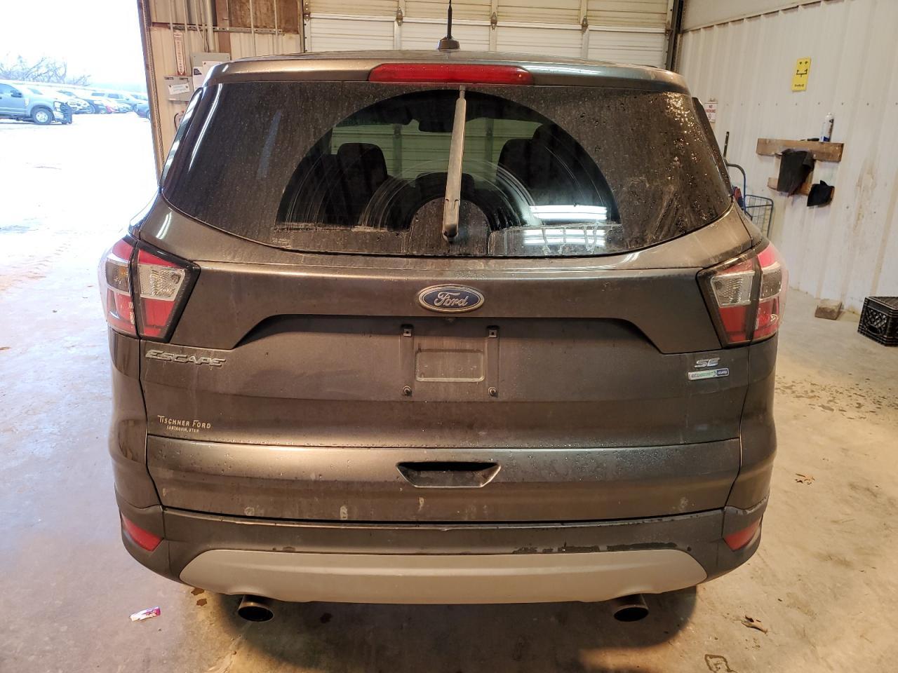 2017 FORD ESCAPE SE - Фото 6