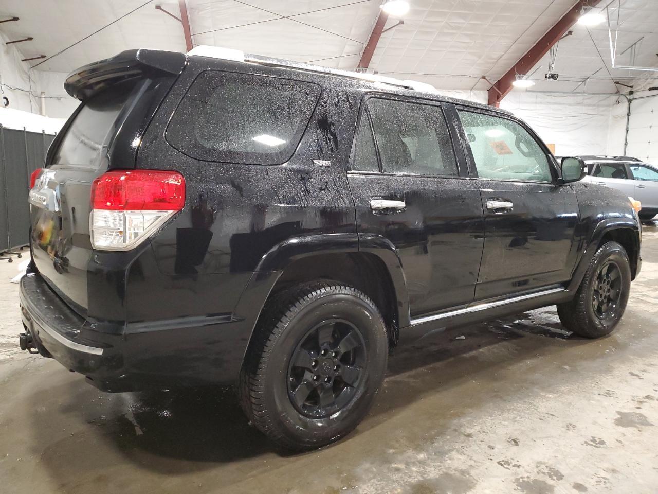 2011 TOYOTA 4RUNNER SR - Image 3