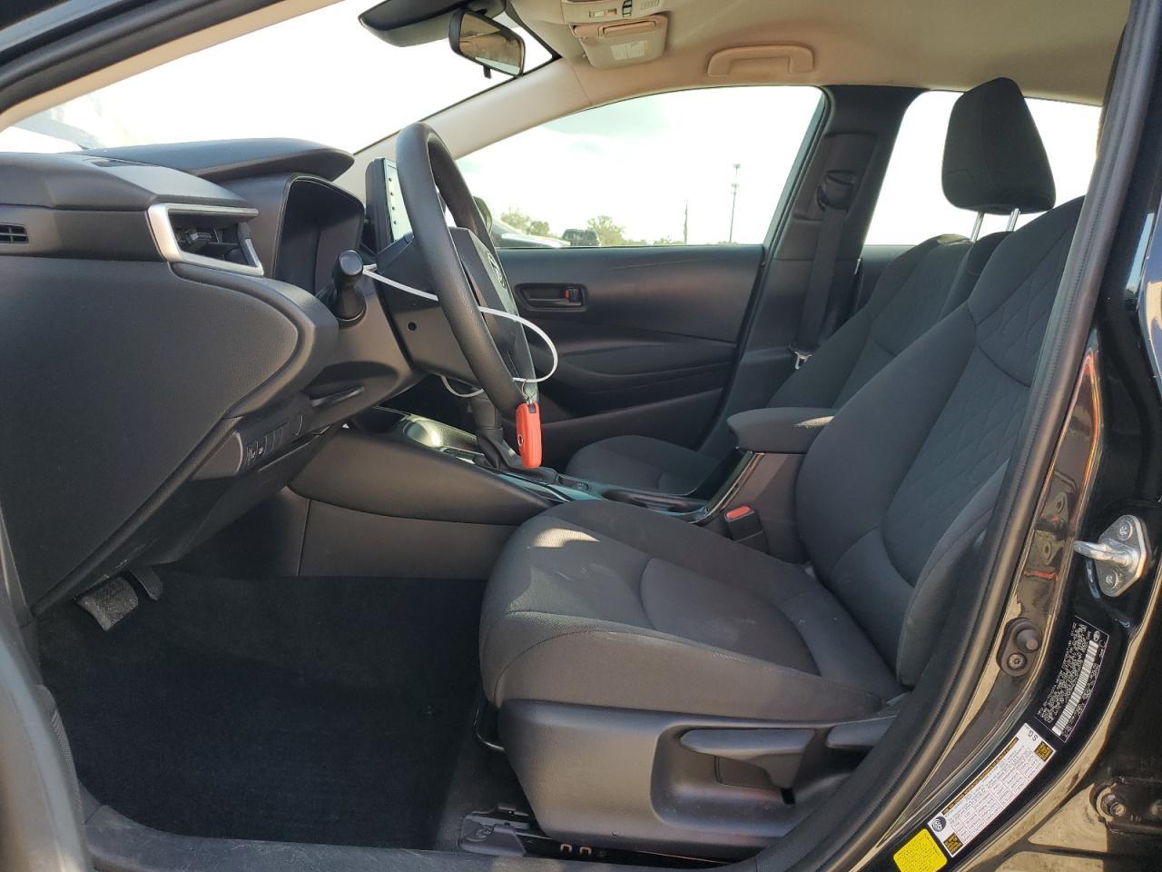2022 TOYOTA COROLLA LE - Фото 7