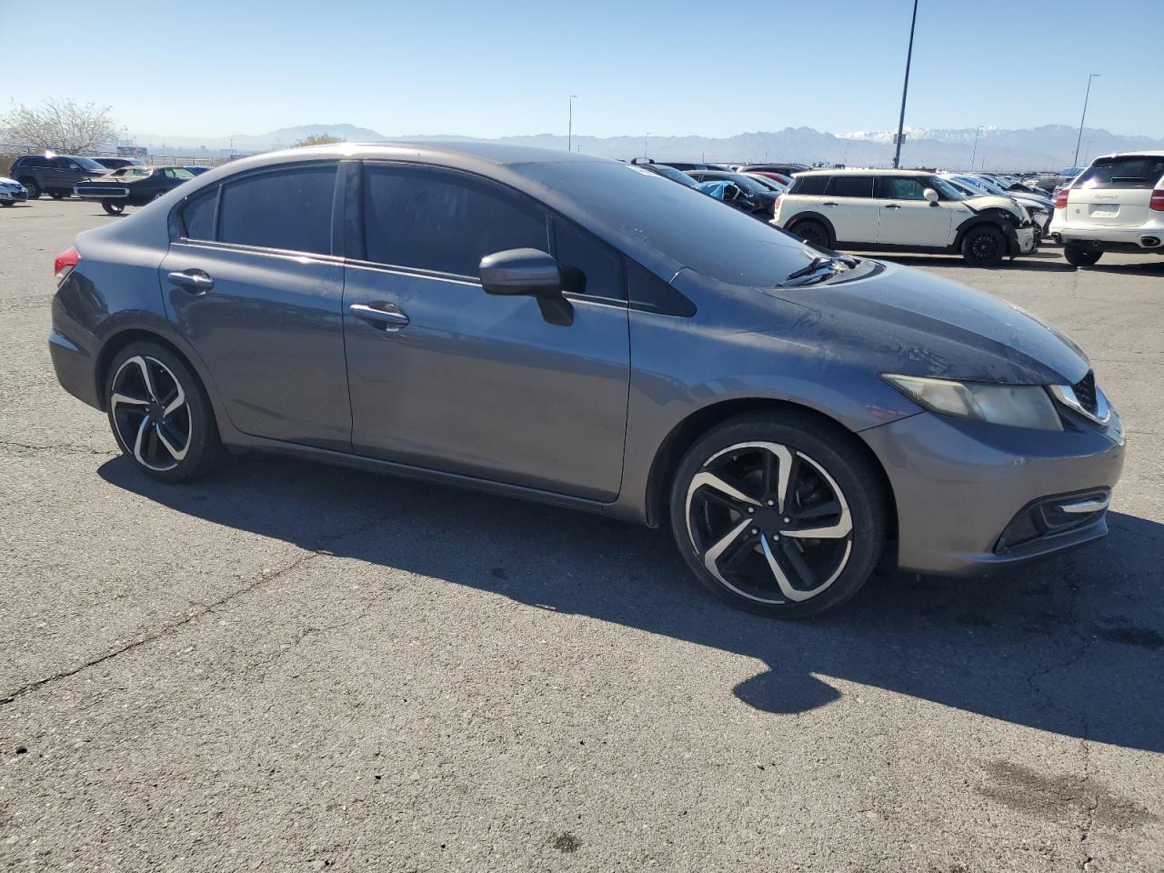 2015 HONDA CIVIC LX - Image 4