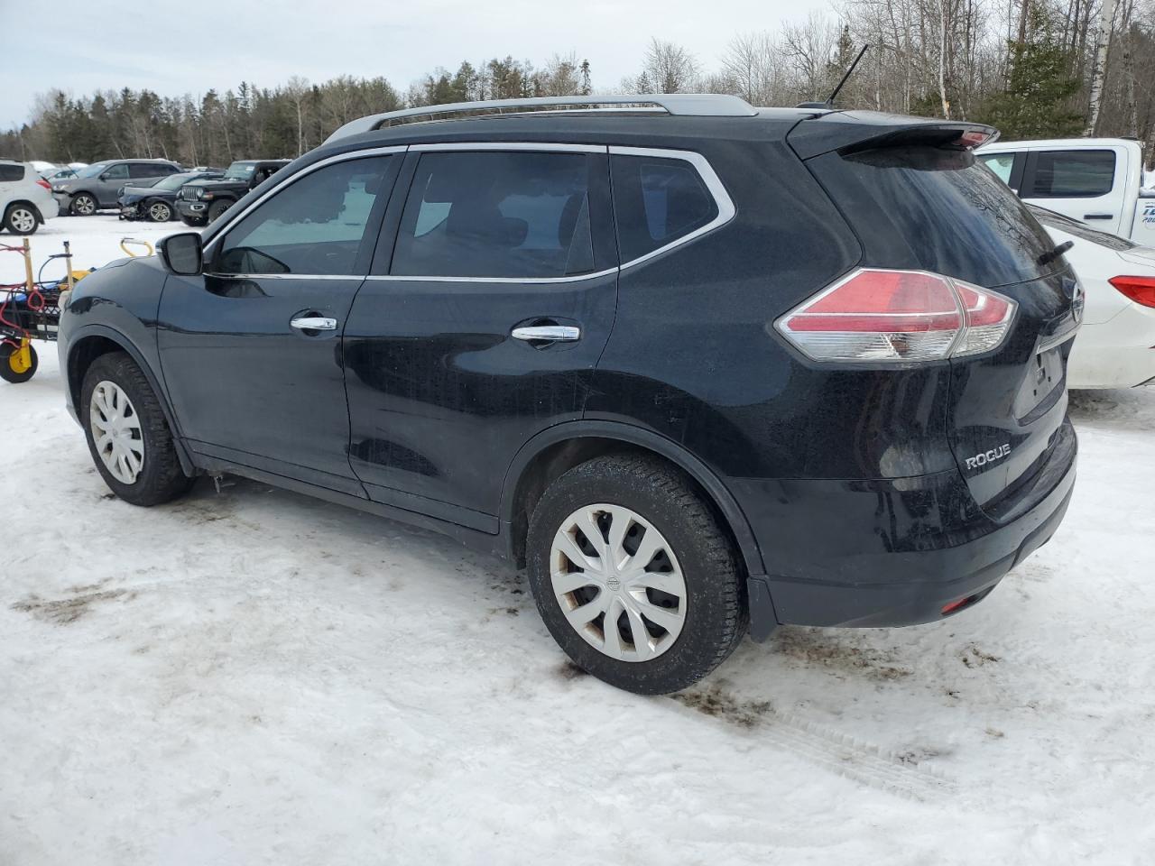 2015 NISSAN ROGUE S - Фото 2