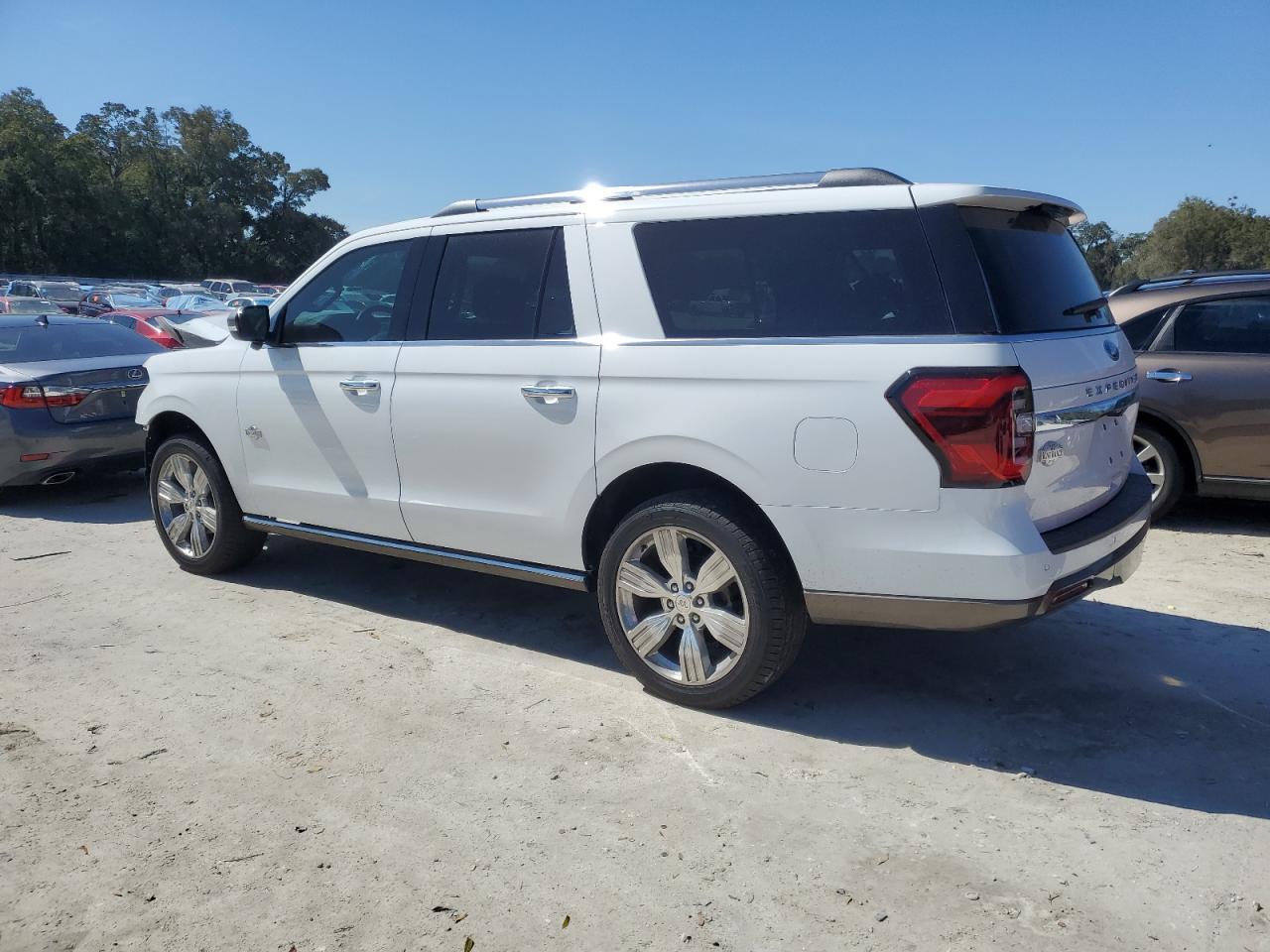 2024 FORD EXPEDITION - Image 2