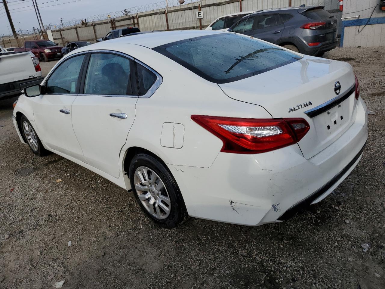 2016 NISSAN ALTIMA 2.5 - Фото 2