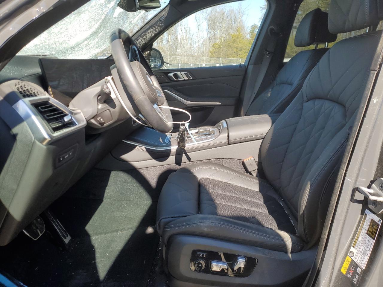 2024 BMW X5 XDRIVE5 - Image 7