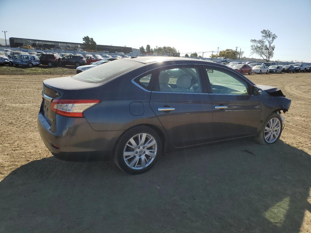 2013 NISSAN SENTRA S - Фото 3