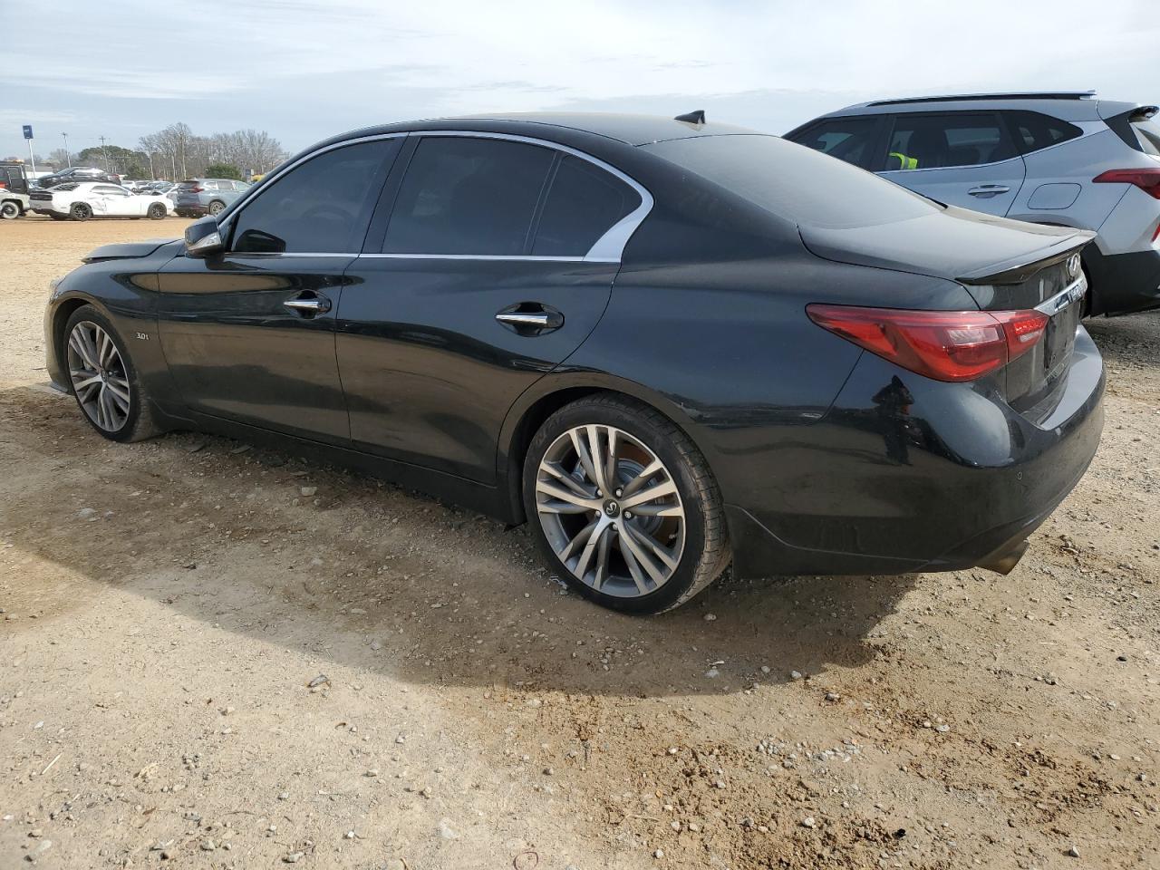 2019 INFINITI Q50 LUXE - Фото 2