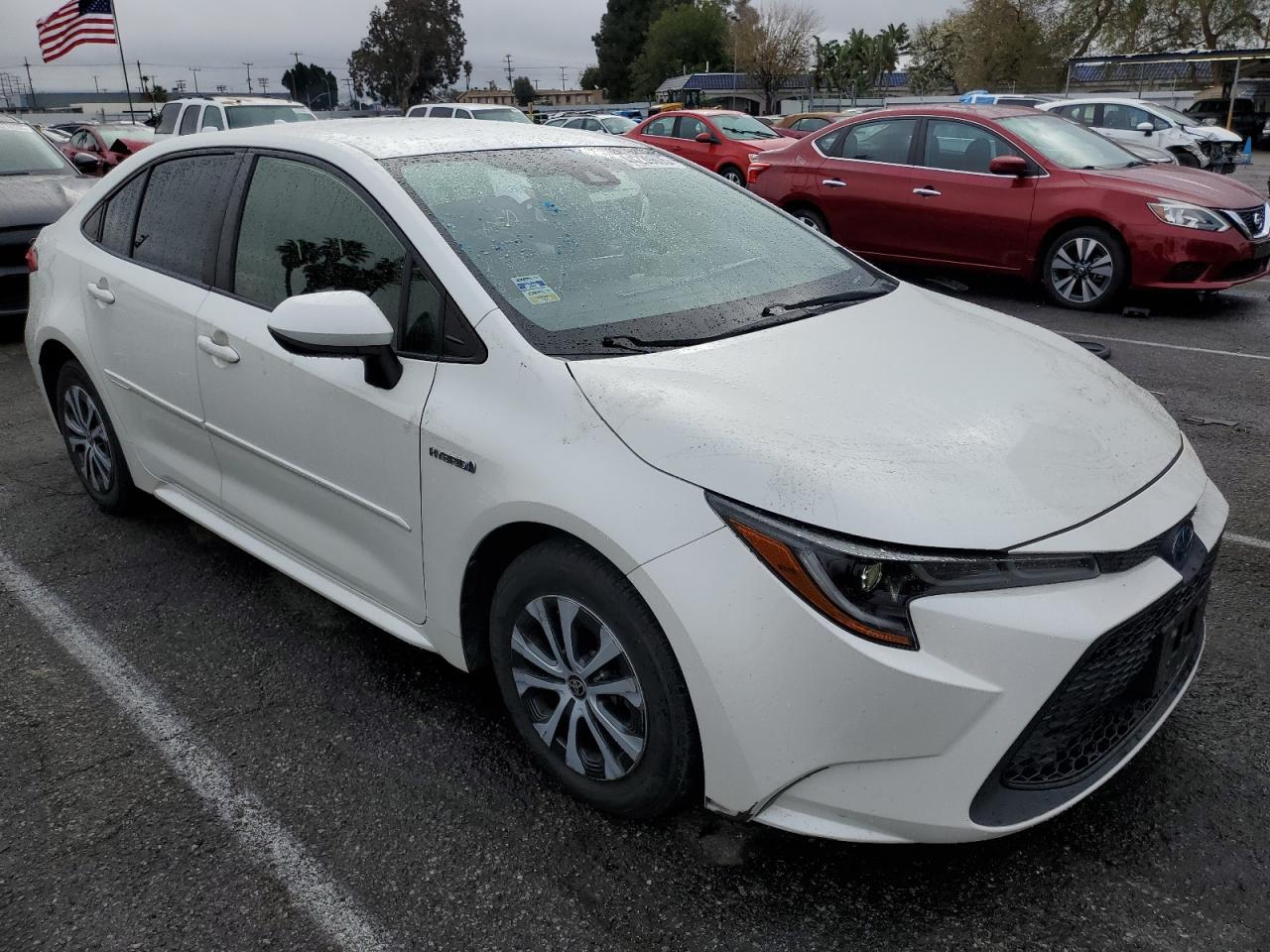 2020 TOYOTA COROLLA LE - Фото 4