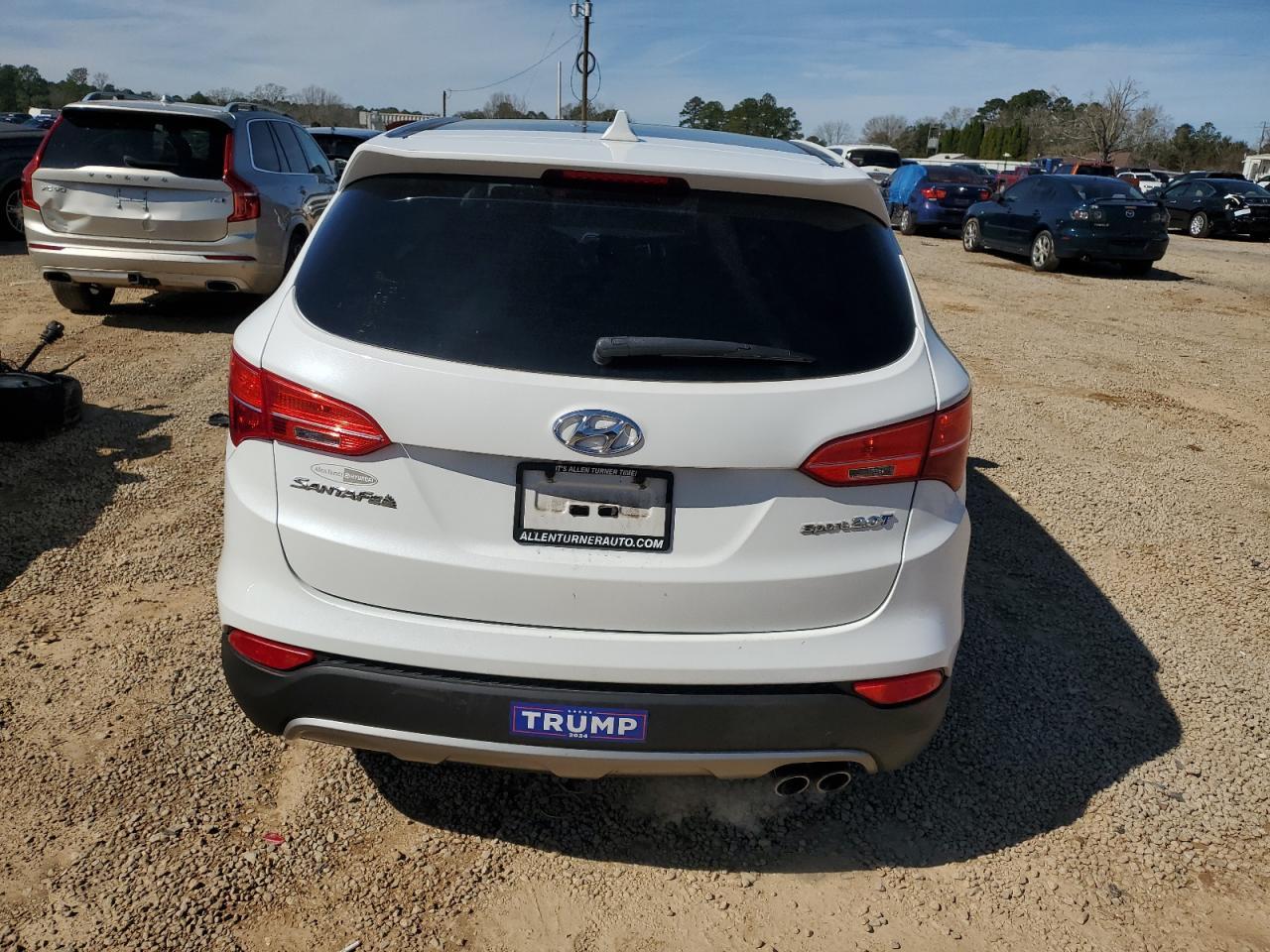 2013 HYUNDAI SANTA FE S - Image 6