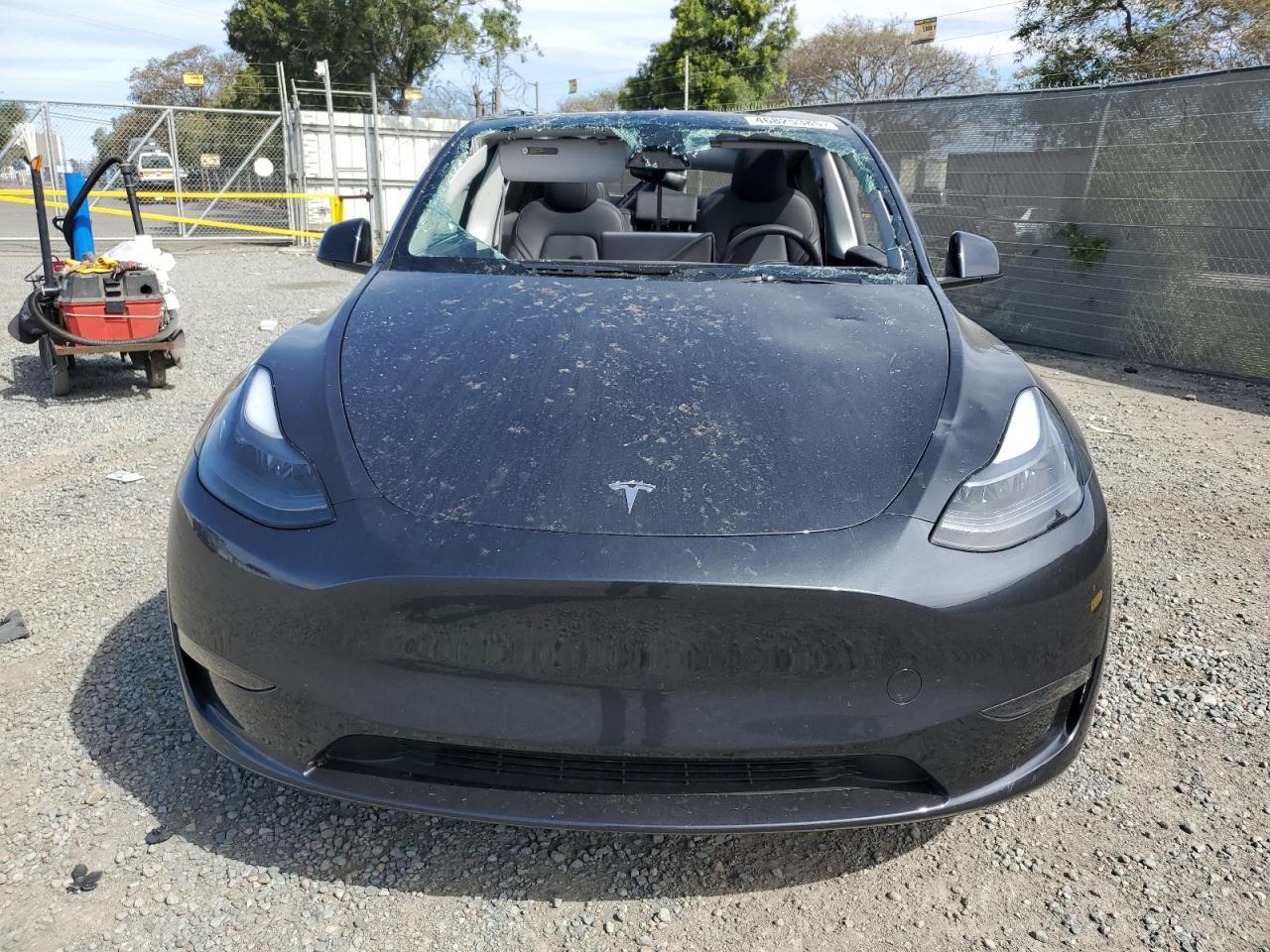 2024 TESLA MODEL Y - Image 5