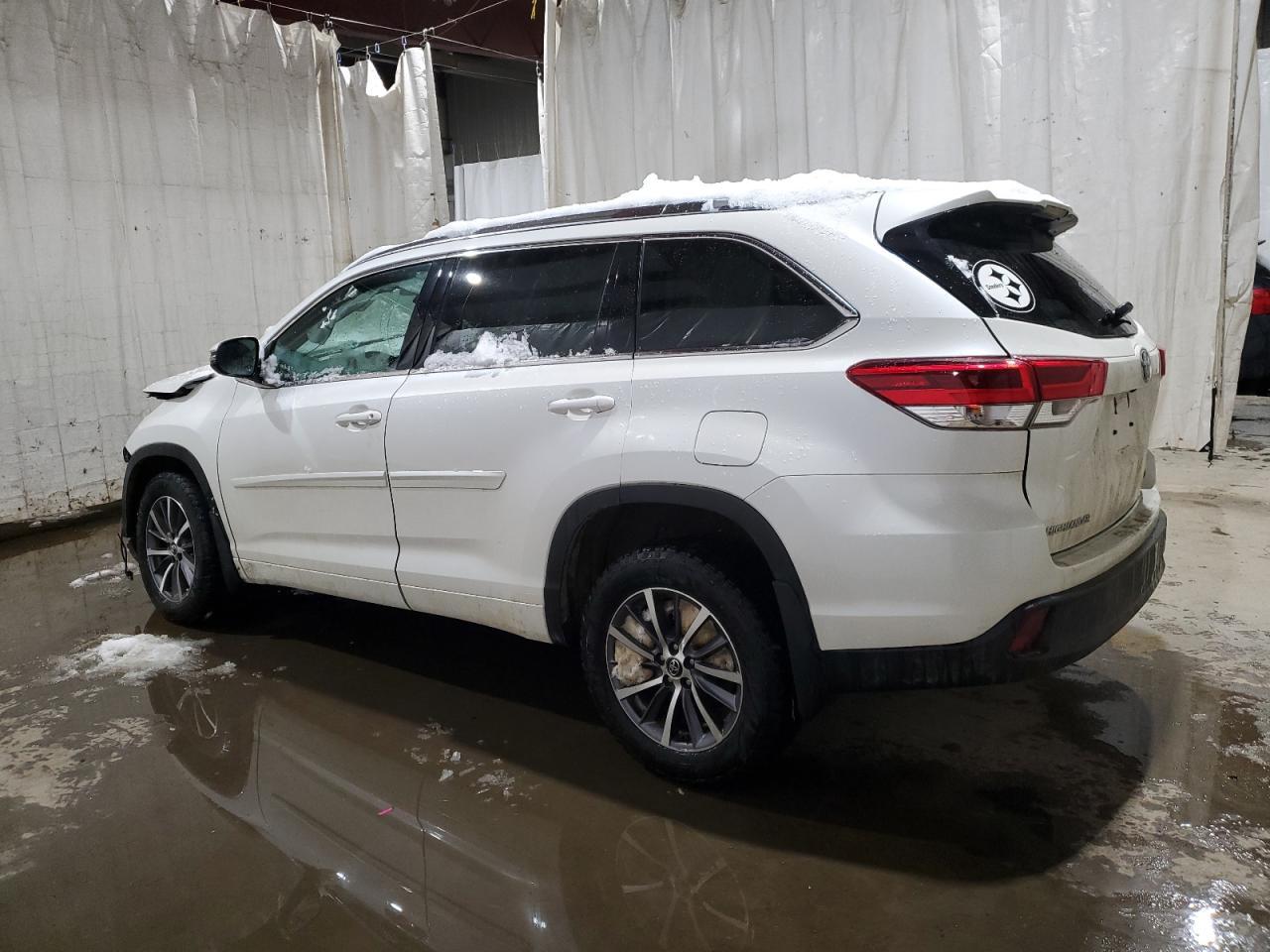 2018 TOYOTA HIGHLANDER - Фото 2