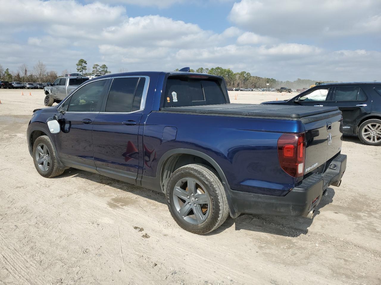 2023 HONDA RIDGELINE - Image 2