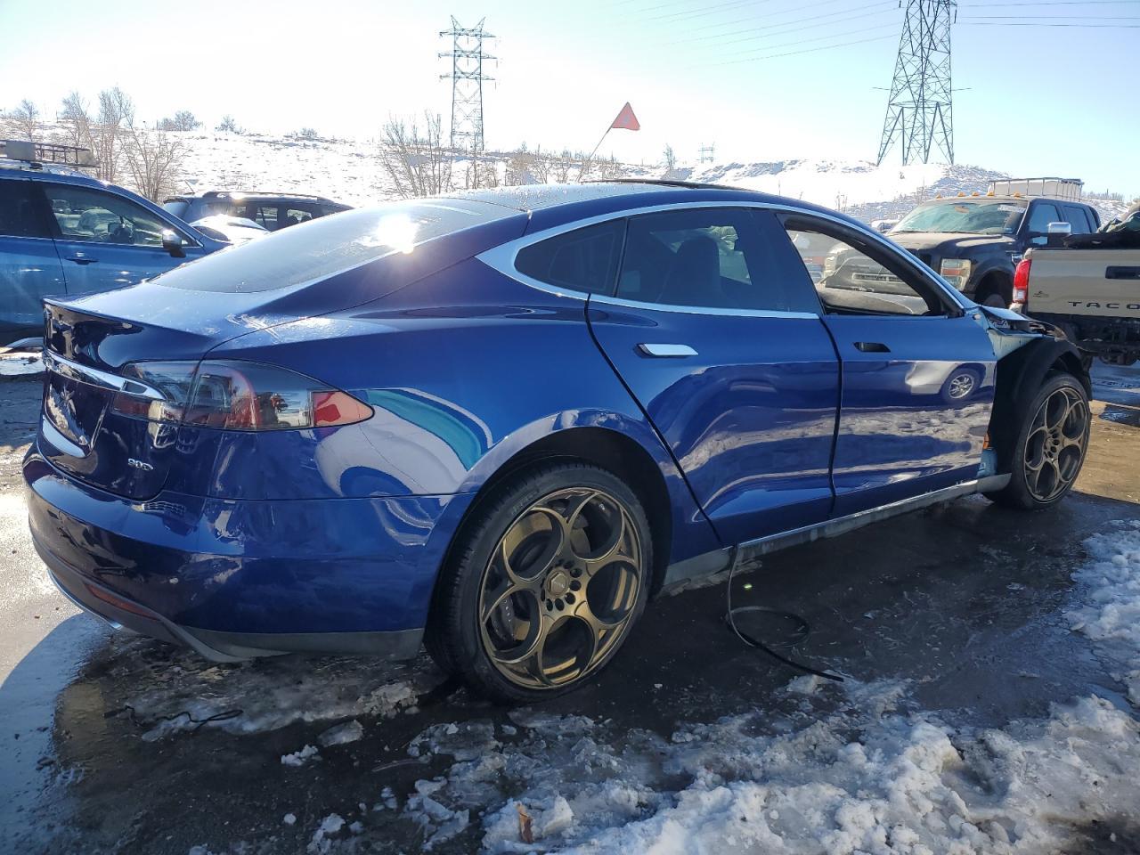 2015 TESLA MODEL S - Фото 3