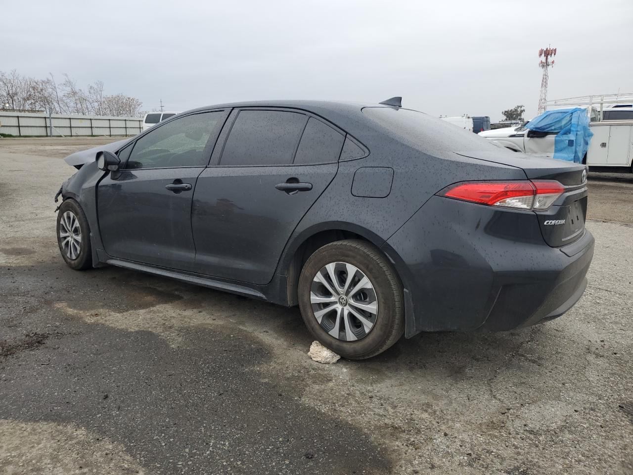 2022 TOYOTA COROLLA LE - Фото 2