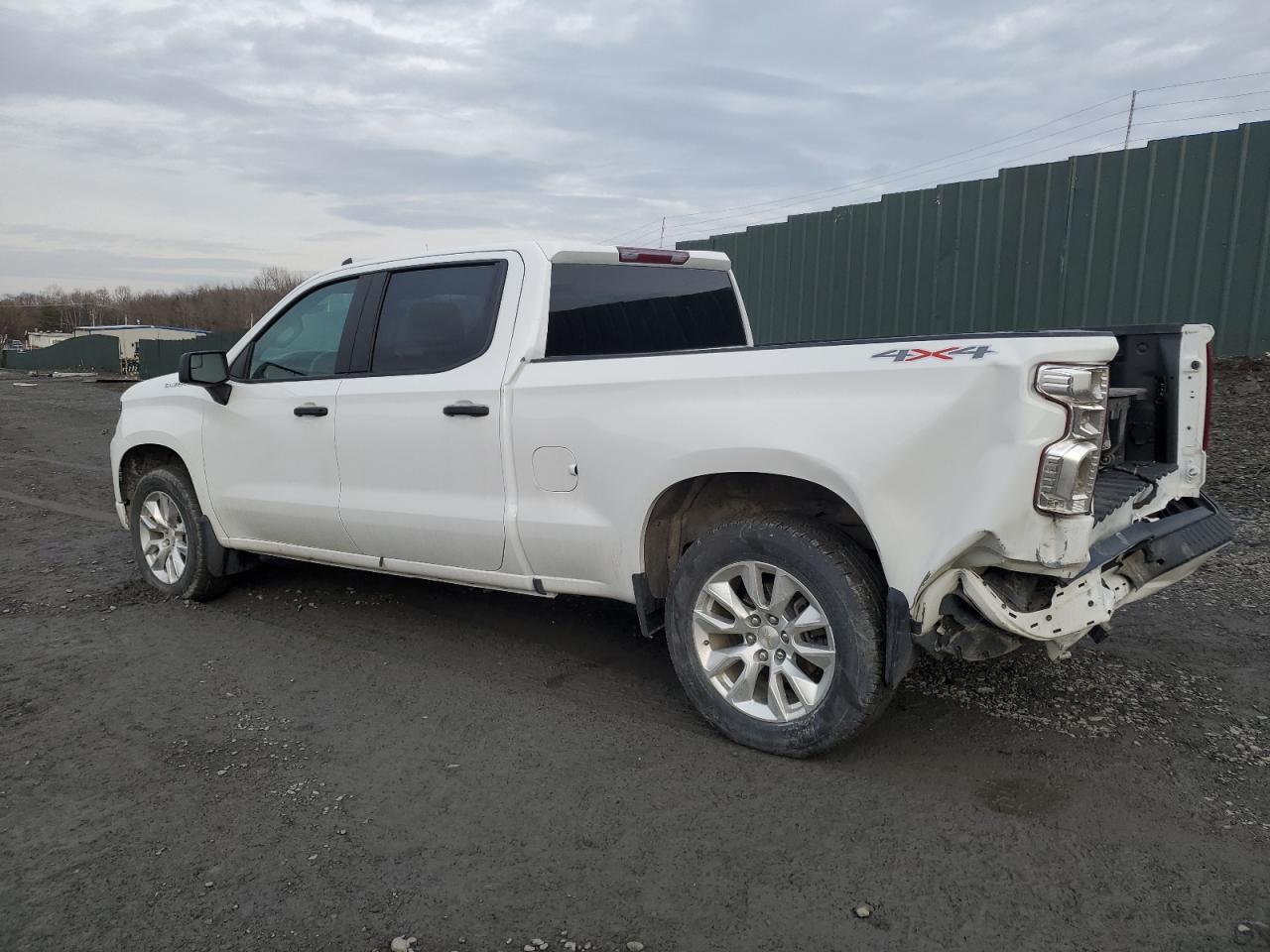 2023 CHEVROLET SILVERADO - Image 2