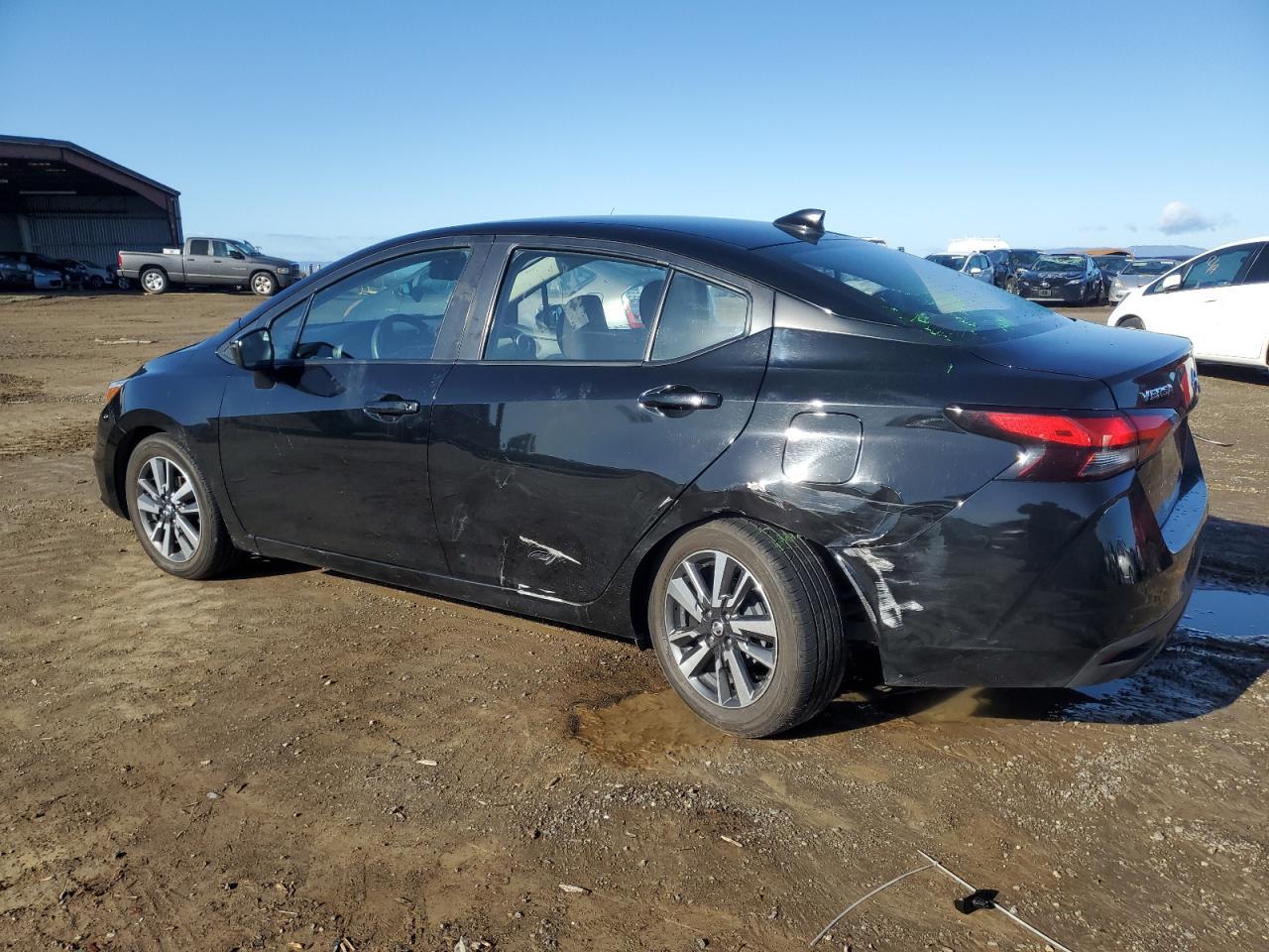 2021 NISSAN VERSA SV - Фото 2