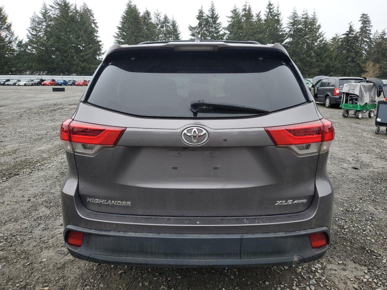 2019 TOYOTA HIGHLANDER - Фото 6