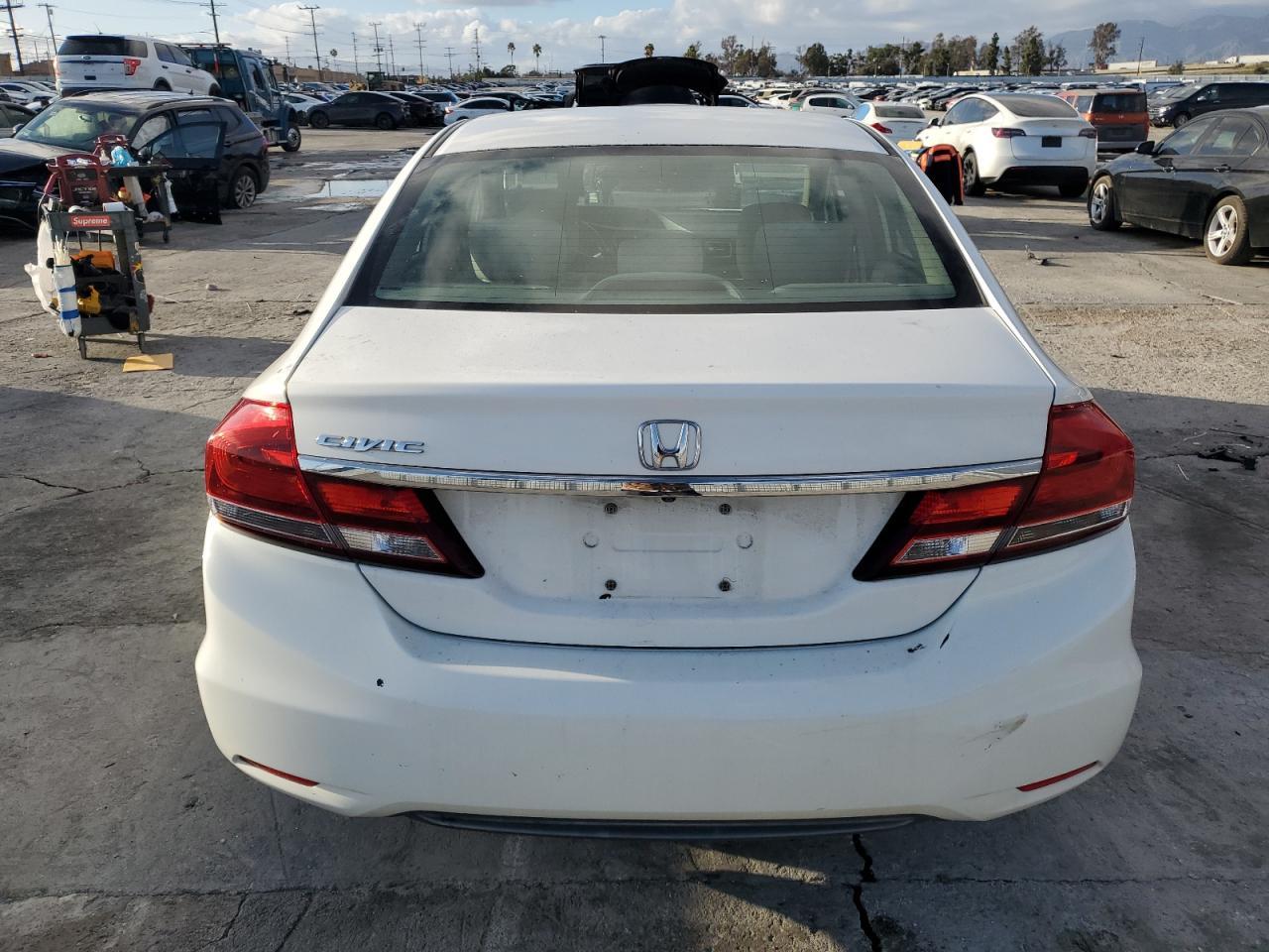 2015 HONDA CIVIC LX - Image 6