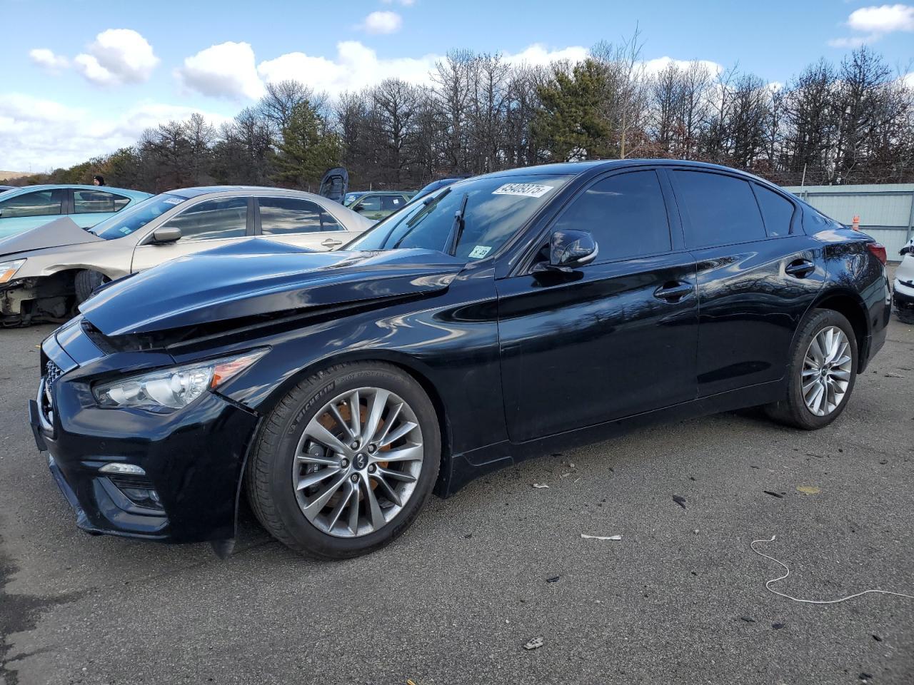 2018 INFINITI Q50 LUXE