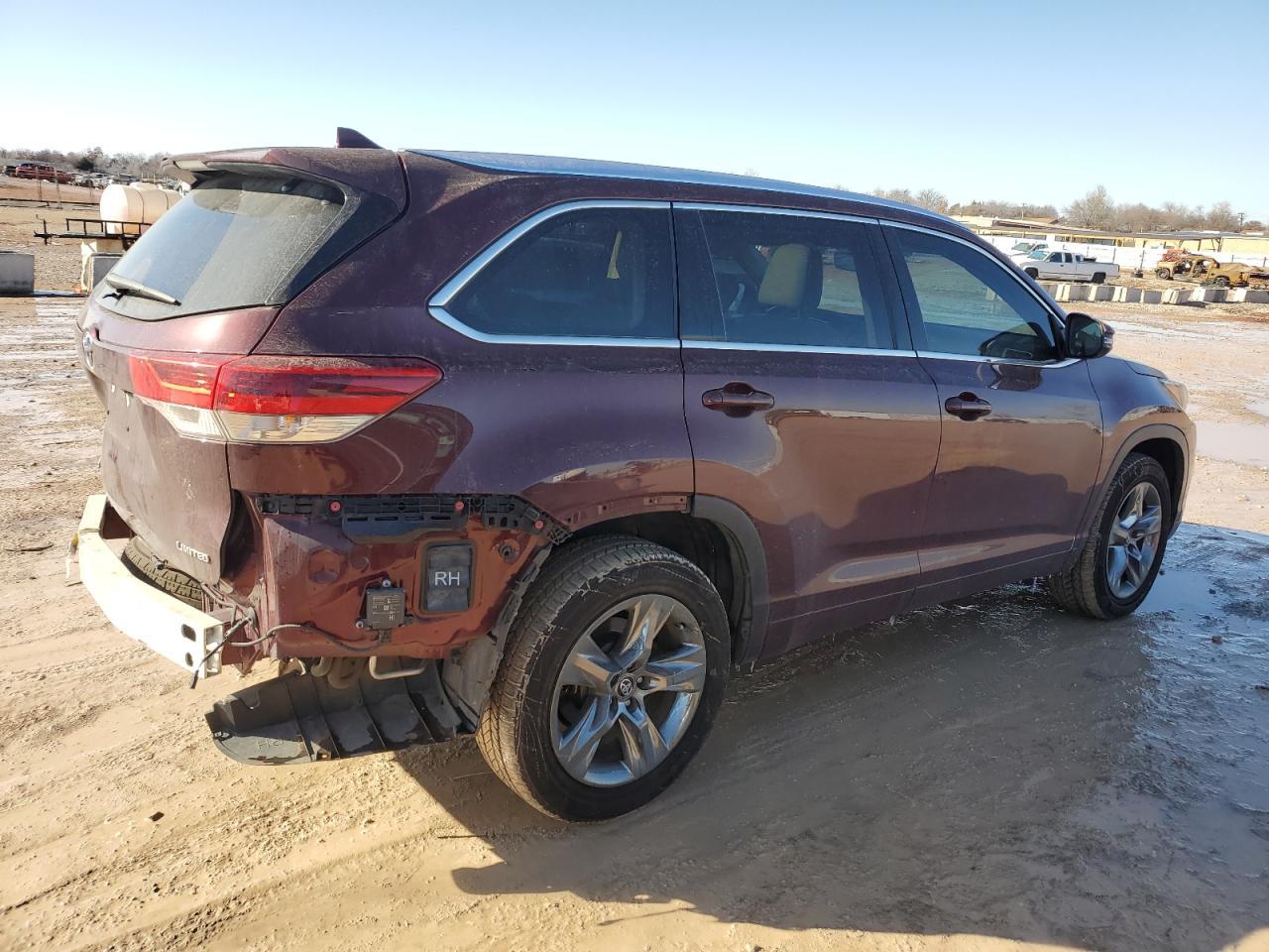 2018 TOYOTA HIGHLANDER - Image 3