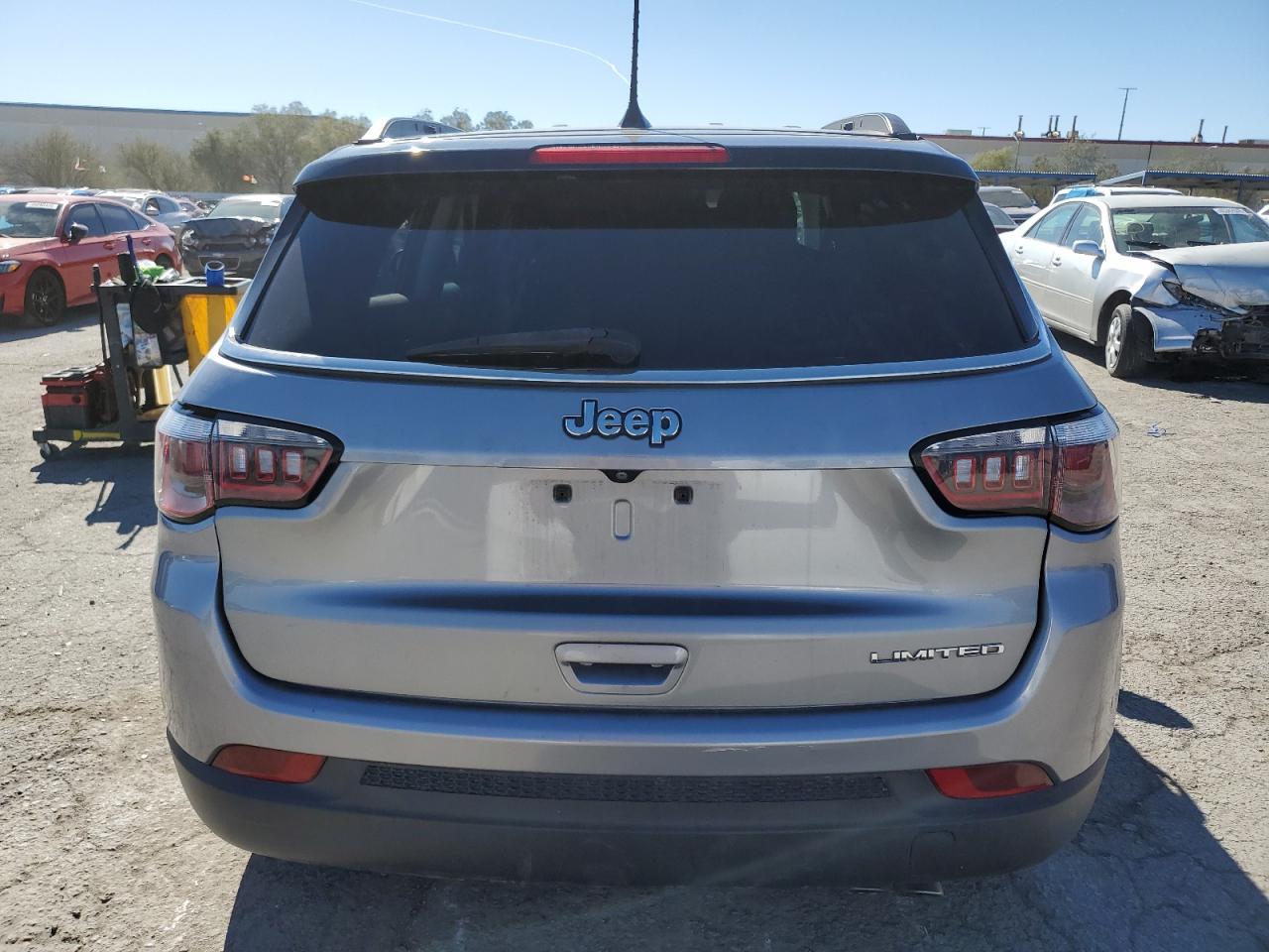 2020 JEEP COMPASS LI - Фото 6