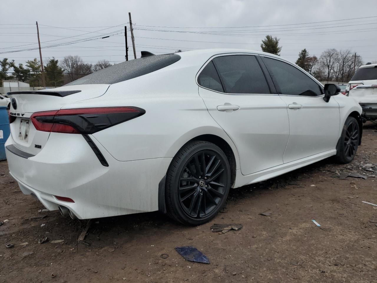 2022 TOYOTA CAMRY XSE - Image 3