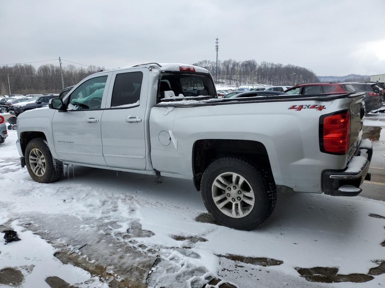 2018 CHEVROLET SILVERADO - Фото 2