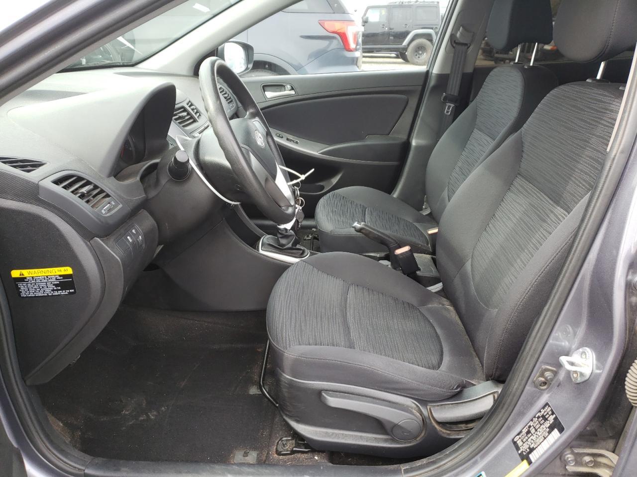 2017 HYUNDAI ACCENT SE - Image 7