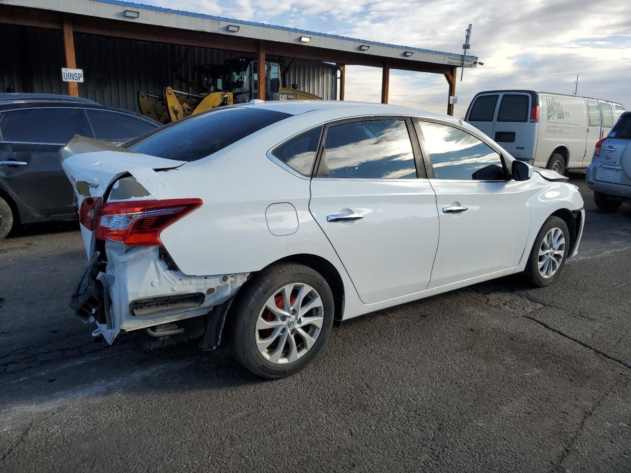 2018 NISSAN SENTRA S - Фото 3