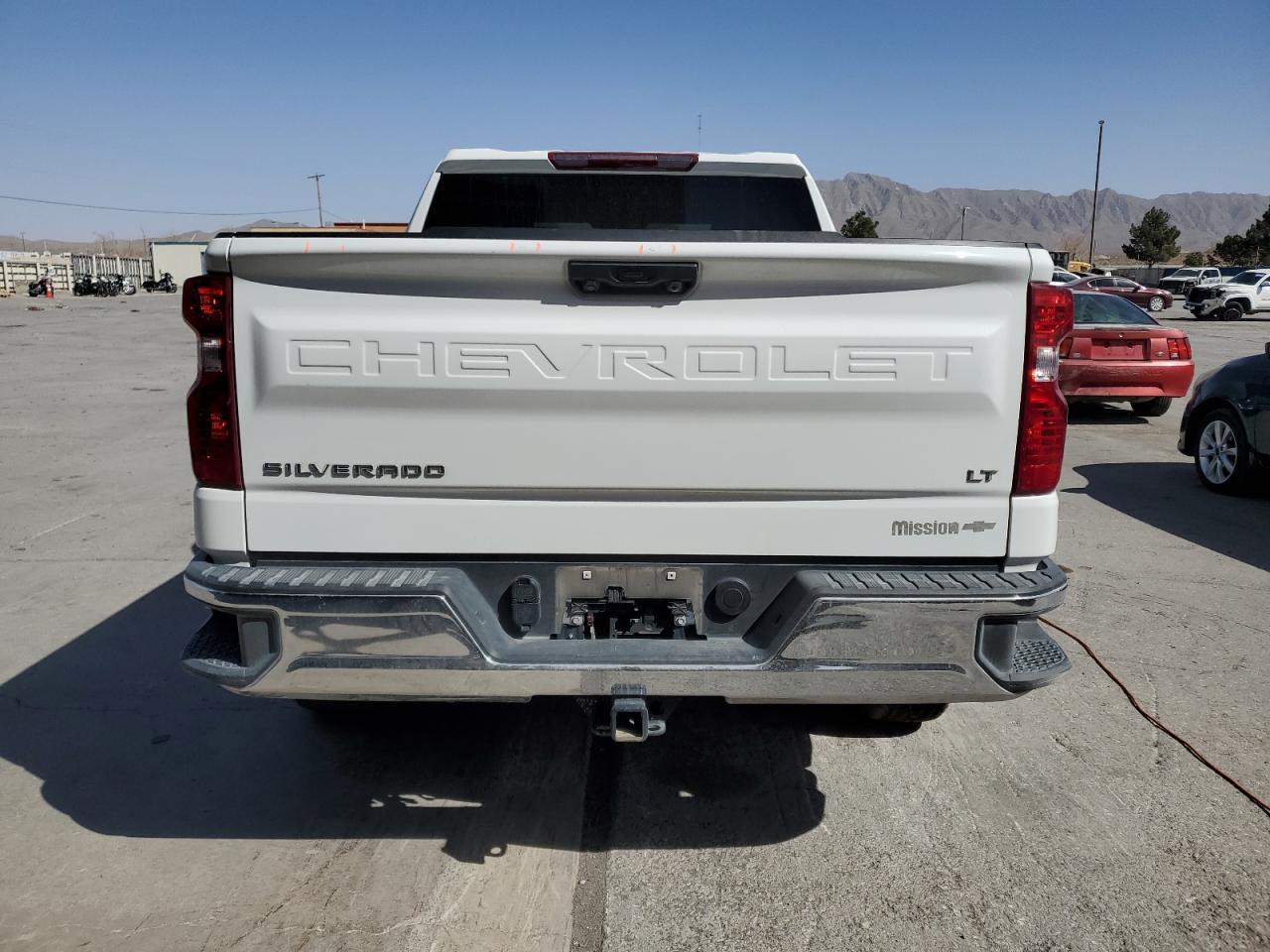 2023 CHEVROLET SILVERADO - Фото 6