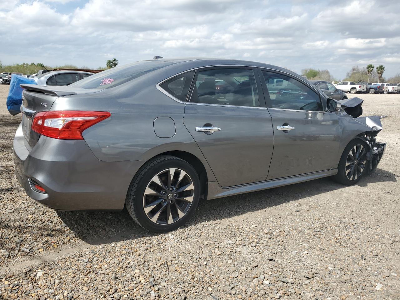 2017 NISSAN SENTRA S - Фото 3