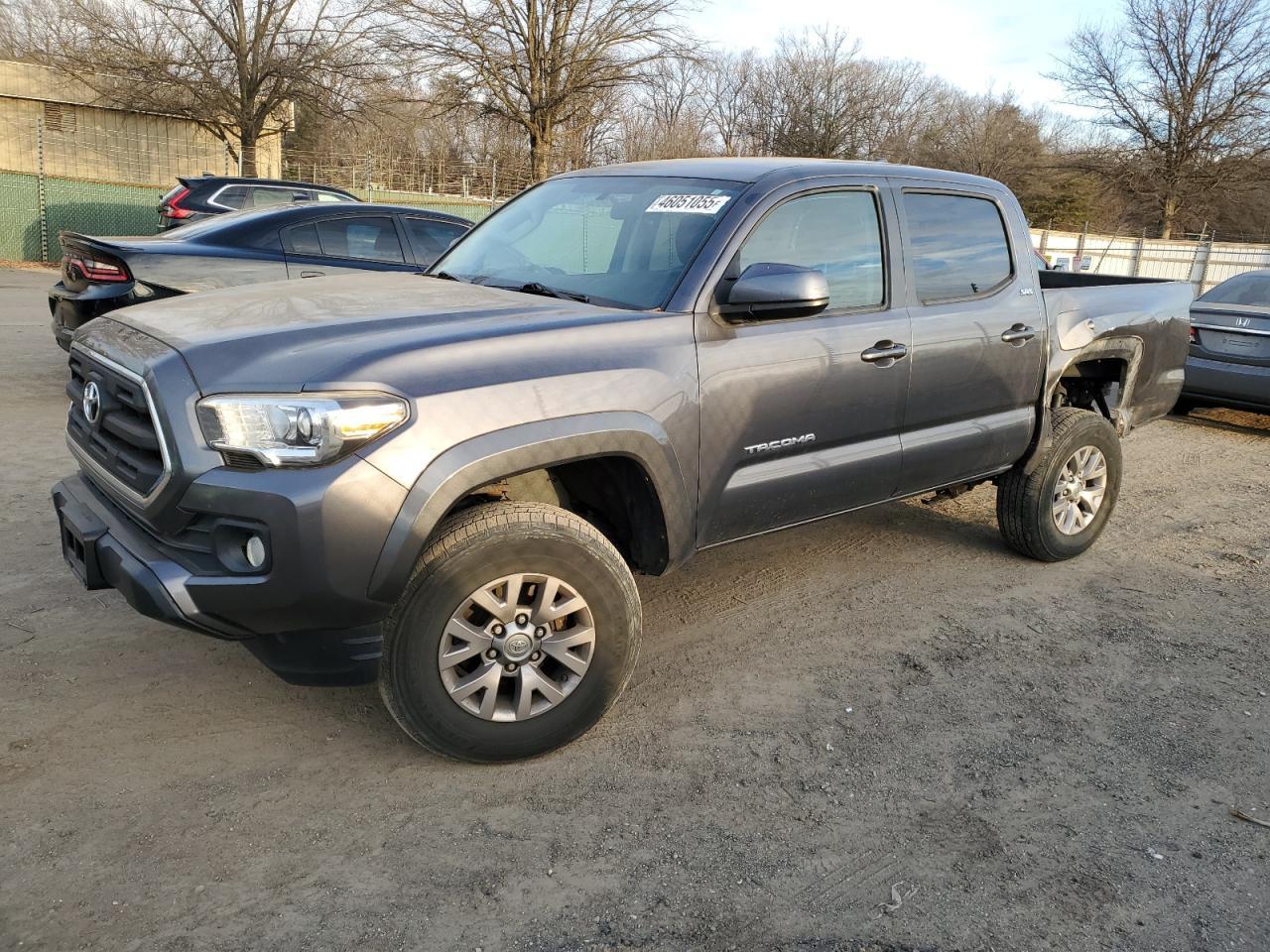 2017 TOYOTA TACOMA DOU